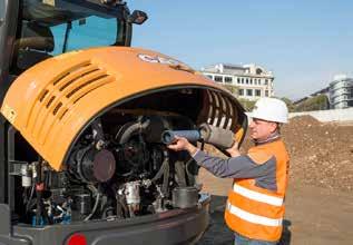 Hydraulické zámky radlice: zabraňují sklouznutí nákladu nebo pádu radlice v případě porušení hadice (volitelná výbava u obou modelů) Rolny s dvojitou drážkou: