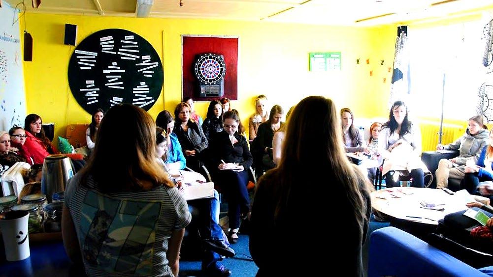 PLÁNUJEME V roce 2014 chceme studentům více nabízet absolvování odborných praxí v Rodinném centru POHODA a pokusit se udržet stávající kvalitu praxí ve všech našich programech.