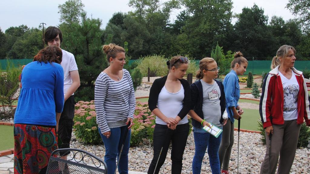 FIREMNÍ DÁRCI Audit EU s.r.o. / Mgr. Michaela Bartošová ATOM RAT s.r.o. / Ing. Vanda Faltýnková DIMATEX CS, spol. s r.o. / Dietmar Dücker enteria a.s. / Ing. Libor Joska Foreigners.cz, s.r.o. / Andrea Teichmannová a Vojtěch Stehno HK Audit s.