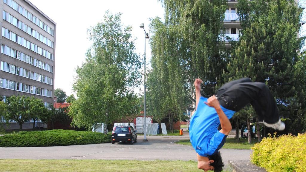 WHO WE ARE AND WHY WE ARE HERE We are PROSTOR PRO, a non-profit organization from the city of Hradec Králové.
