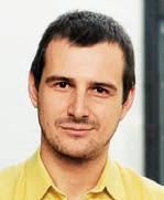 < DANIEL TINZ NOVÝ OBCHODNÍ PIVOVARŮ Řízení obchodu s majiteli hospod, restaurací a barů má ve společnosti Pivovary Staropramen nově na starosti Daniel Tinz, který doposud působil