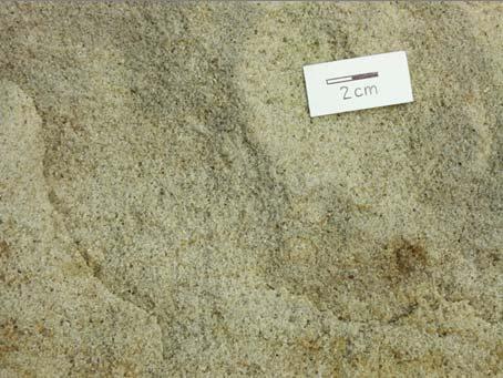 Psamitické sedimenty - pískovec Klasifikace pískovců je založena na poměrném zastoupení třech složek horniny: křemen a úlomky stabilních hornin (silicity, kvarcity) živce a úlomky nestabilních hornin