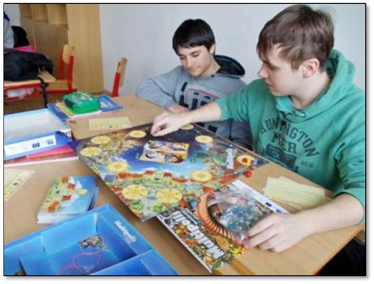 Adopci předcházel projekt Podpora multikulturní výchovy a vzdělávání, kdy se žáci mimo jiné mohli seznámit s africkou kulturou.