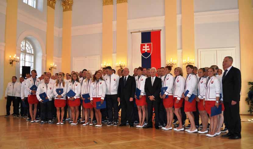 augusta 2012) zložili v starej budove Národnej rady SR v Bratislave sľub do rúk prezidenta Slovenskej republiky Ivana Gašparoviča.