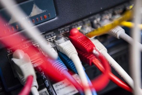 Komunikační systémy a sítě Povinně volitelné předměty Přístupové sítě - přepracované Digitální zpracování signálů v telekomunikacích Šíření vln pro bezdrátové spoje Radiová navigace Kódování v
