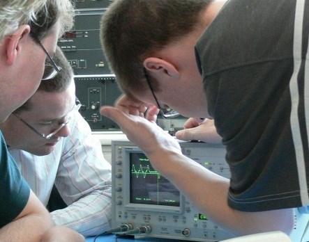 Studijní program EK EK Elektronika a komunikace V magisterském stupni se dělí do oborů Elektronika Komunikační systémy a