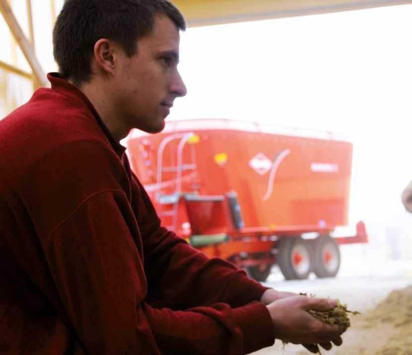 PROČ DŮVĚŘOVAT VEDOUCÍ ZNAČCE NA TRHU PROGRAM EFFICIENT FEEDING EFFICIENT FEEDING je iniciativa značky KUHN za účelem Vašeho seznámení s výhodami krmných vozů od jedné z vedoucích celosvětových