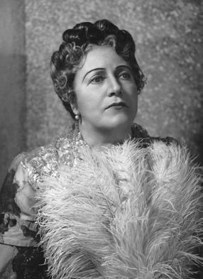 Kostelnička (Její pastorkyňa, 1916) ANNA SEDLÁČKOVÁ (29. 9. 1887 24. 11. 1967), herečka, členka ND v letech 1905 1919, poté pohostinsky.