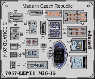 Při používání barev a lepidel pracujte v dobře větrané místnosti. Lepidla ani barvy nepoužívejte v blízkosti otevřeného ohně. Model není určen malým dětem, mohlo by dojít k požití drobných dílů.