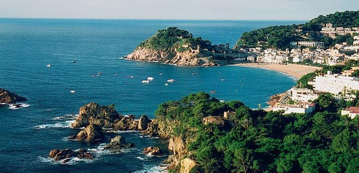 Studia TOSSA DE MAR Kouzelné klidné letovisko, rozkládající se podél malebného zálivu v severní části Costa Brava, je ideální pro ty z Vás, kteří hledáte romantickou dovolenou.