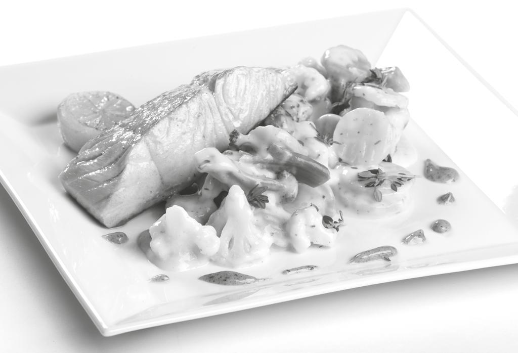 Grilovaný losos se smetanou a Lázeňskou zeleninou recept na str.