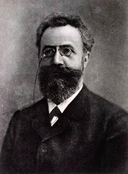 Hermann Ebbinghaus (1850-1909) provedl první důkladnou a systematickou empirickou studii asociací výzkum paměti