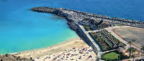 pro dospělé od 18 let průměrný věk 35 let (v létě 25 let) Las Palmas de Gran Canaria, španělština i pro začátečníky, krásné pláže, rezidence, 2 týdny kurzu od 8 270 Kč, 4 týdny kurzu od 15 980 Kč!