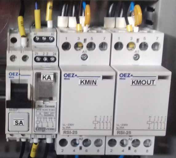 8. INTEGROVANÝ BY-PASS Uvnitř systému CES BATTERY BOX je osazen integrovaný By-pass, který nám umožní dodávku el. energie při závadě hybridního systému CES BATTERY BOX (např.