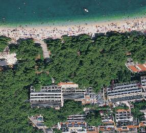 32 HOTEL BIOKOVKA*** - MAKARSKA!!! PŘI ZAKOUPENÍ ZÁJEZDU DO 31.3.2018 POSKYTUJEME Z CENY UBYTOVÁNÍ SLEVU 10 %!!! Slevy se nesčítají!