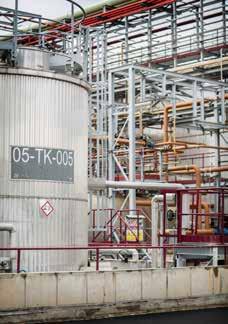 naše strategie a cíle Být vzorem vertikálně integrované chemické společnosti, která je předním výrobcem hydroxidů, inovativních chlorovaných derivátů a patří mezi špičku výrobců speciálních