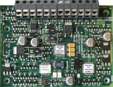 Vstupně / výstupní prvky 7.2 Univerzální adaptér DDM800 
