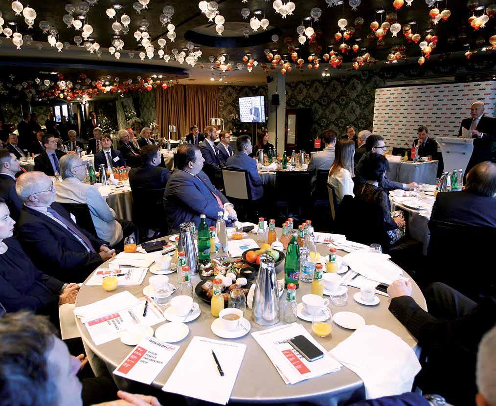 Euro Business Breakfast Euro Business Breakfast je exkluzivní dopolední setkání předních českých politiků s top manažery významných společností působících v České republice.