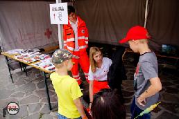 Zajímavý program si připravila také organizace IFMSA se svou tradiční Nemocnici pro medvídky nebo stánek Záchranného