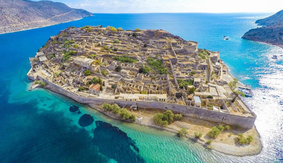 ORIENTAČNÍ NABÍDKA VÝLETŮ Agios Nikolaos + Spinalonga Poznávací výlet, který je určen pro ty, kteří chtějí navštívit jedno z nejkrásnějších měst východní Kréty Agios Nikolaos, vykoupat se v místě,