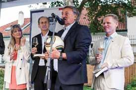 Letos tento dlouholetý novinář dostal Cenu města, v jejímž zdůvodnění stojí: Rozhodně nepůsobí jako celebrita a na rodné město nezapomíná. Co vám život ve Francii dává pozitivního?