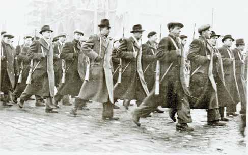 HISTORIE MĚSTA Osmičková výročí roku 2018 Sedmdesát et od Vítězného Února Lidové miice v únoru 1948 na Staroměstském náměstí v Praze Poitická krize 1947/48, která vyústia v krizi vádní, bya 25.