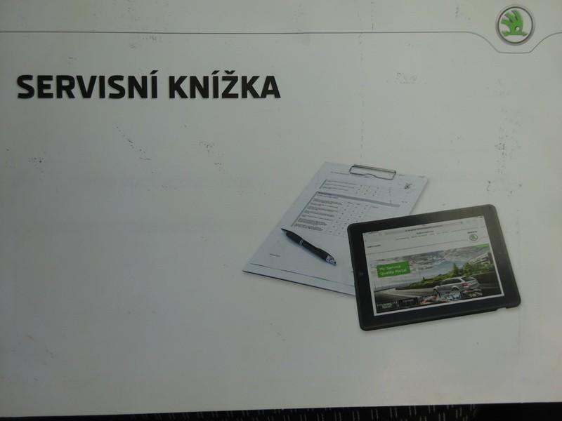 (dveře za. výklop. / víko zavaz. prostoru), spouštěč okna el. vpředu, stěrač skla za., světlo denní potkáv., světlo denní potkáv. odpojit., světlomet mlhový, síťový program v prostor zavazadl.