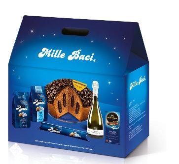 vánoční Panettone bez lepku 600 g 1 xsměs na přípravu mousse s čokoládovou příchutí 90 g 1 x tabulka mléčné čokolády GO*DO bio a bez lepku ICAM 85 g 1 x mix bonbónů 80 g 1 xpiškoty Canestrelli bez