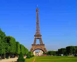 EVROPA ZÁJEZDY ZA POZNÁNÍM 2019 FRANCIE - PAŘÍŽ + VERSAILLES / METROPOLE NAD SEINOU 1. den odjezd v odpoledních hodinách, transfer přes SRN do Francie 2.