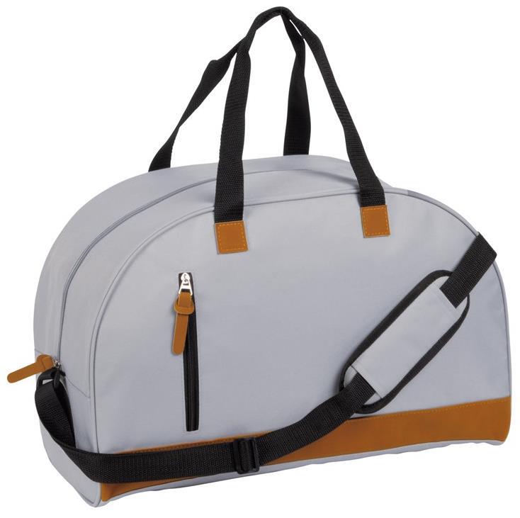 Sportovní taška Sportovní taška s hlavním prostorem pro uložení věcí, přední vertikální kapsou a nastavitelným