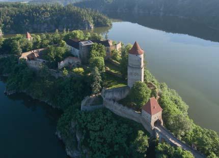 Co navštívit... Hrad Zvíkov Gotický hrad Zvíkov se vypíná na skalnatém ostrohu nad soutokem Otavy a Vltavy. Založen byl Přemyslovci v první polovině 13.