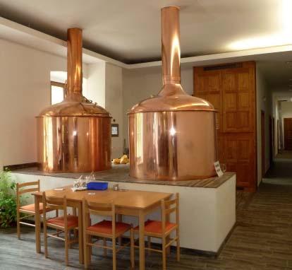 24 Zámecký pivovar Český Rudolec Otevřením minipivovaru v roce 2015 se v Českém Rudolci obnovila tradice vaření piva, která zde byla započata již v roce 1539.