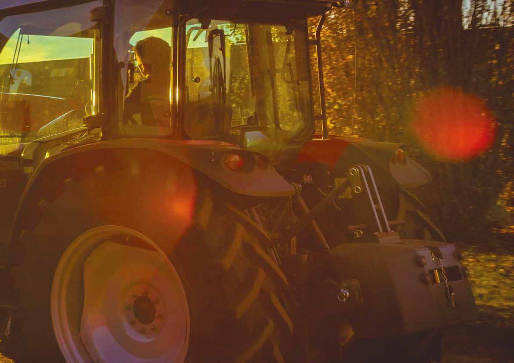 05 MF ŘADA FL Nová generace čelních nakladačů od Massey Ferguson Pokud potřebujete robustní, spolehlivé čelní nakladače pro doplnění vašeho traktoru Massey Ferguson, nemusíte dlouho hledat.