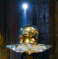 S obrazem světce, stejně jako s nádhernými gobelíny či posvátným křeslem v audienčním sále, do něhož smí usednout jen papež a pražský arcibiskup, se můžete setkat při prohlídce prostor arcibiskupství.