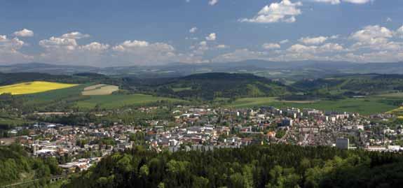 Oustecké letní vábení Pokud patříte k milovníkům turistiky pěší i cyklistické, pak se vydejte na východ Čech do podhůří Orlických hor.