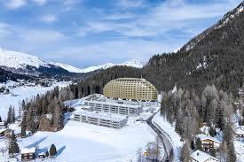 2018 v Davosu za účasti více než 3.