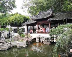 města Hangzhou a další.