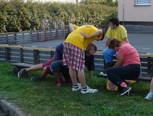 Výchovný úsek Činnost výchovného úseku vychází a řídí se dle schváleného vzdělávacího programu pro mimoškolní výchovu (Edukační program DDÚ Hradec Králové) Počty dětí a personální zabezpečení Na