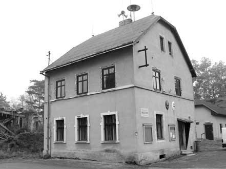 Z historie homolské po ty Po ta byla v obci otevfiena jiï v roce 1877 a v roce 1883 pak i po tovní spofiitelna.