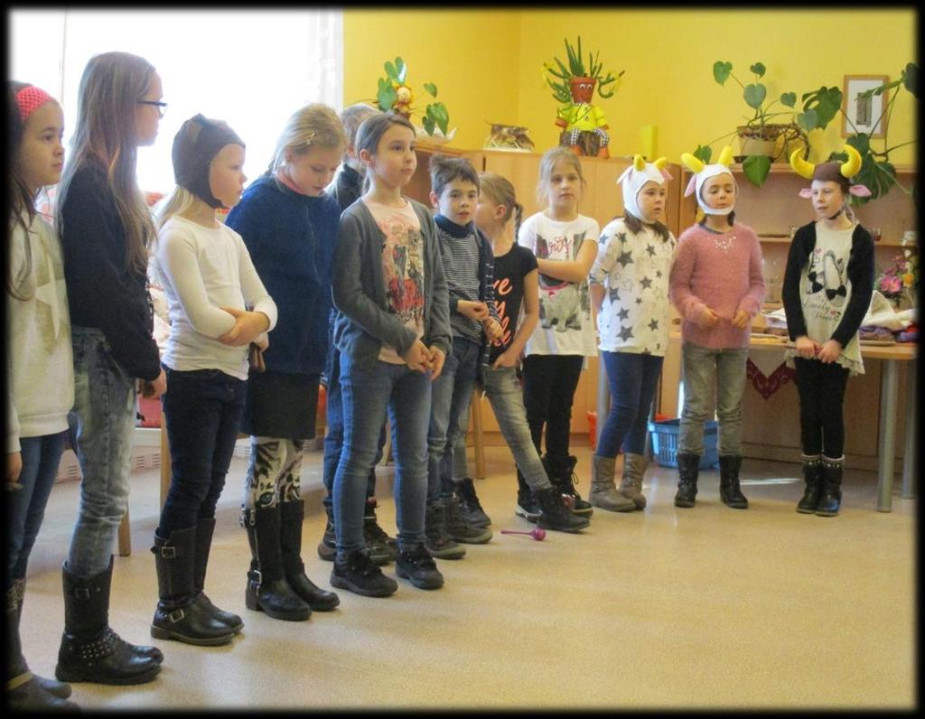 V pondělí 14. března měli uživatelé služeb opět možnost zhlédnout vystoupení dětí ze ZŠ Vl. Majakovského ve Vrahovicích. Všichni se na vystoupení vždy velmi těší.
