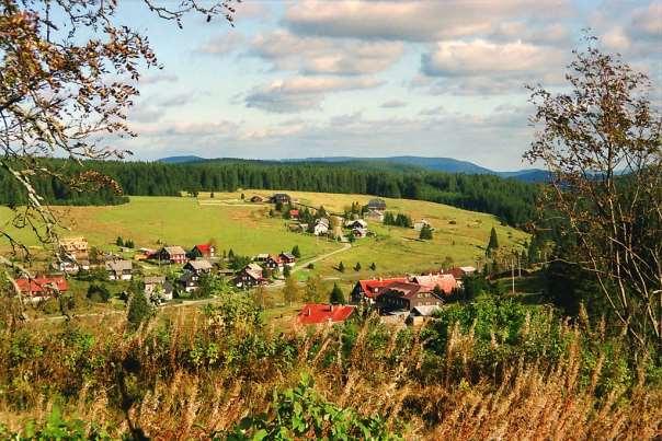 plej granda. Mi estis unujara, kiam mi venis tien unuafoje. Mi estis kvindekjara, kiam mi ĝin ĉi-dimanĉe por kelkaj tagoj forlasis. Kvildo, tio estis etuloj samaĝaj kiel mi.