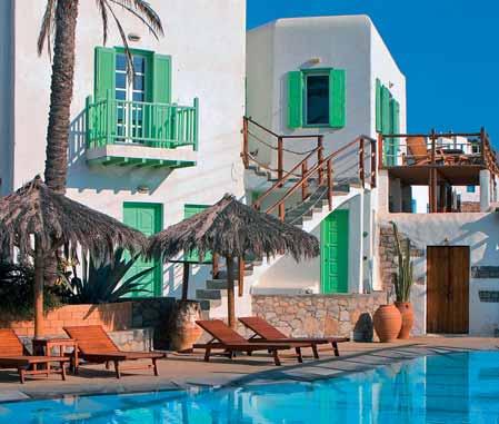 MYKONOS 36 Platis Yialos 37 MYKONOS PALACE **** Typický ostrovní hotel se nachází přímo u písečné pláže Platis Yalos