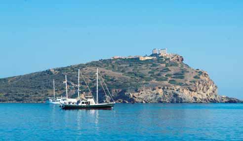 ATTIKA 38 ATTIKA Apollónovo pobřeží Attika nejvýchodnější část středního a pevninského Řecka s bohatou historií, patří k nejnavštěvovanějším oblastem Řecka.