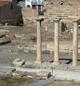 Tady se zrodila demokracie byla postavena dodnes obdivovaná architektonická díla. Proč je dobré navštívit Attiku? Především kvůli Athénám.