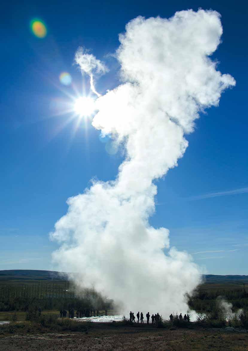 ISLAND GRÓNSKO FAERSKÉ OSTROVY Činný gejzír Strokkur foto: Tereza Růžičková