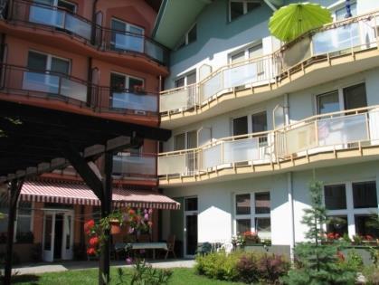 Cíle Domova pro seniory: Podporovat soběstačnost uživatelů sociální služby s ohledem na jejich zdravotní možnosti; podpora zachování jejich stávajících tělesných, smyslových a psychických schopností
