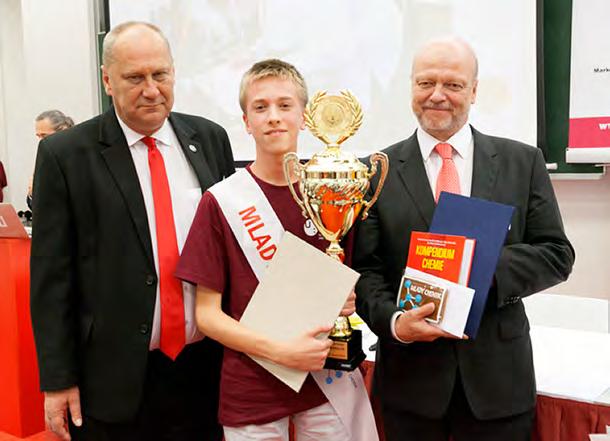 Fakulty Nejlepší mladý chemik je z Letovic Celostátní soutěž Hledáme nejlepšího mladého chemika vyhrál Tomáš Brablec ze Základní školy Letovice.