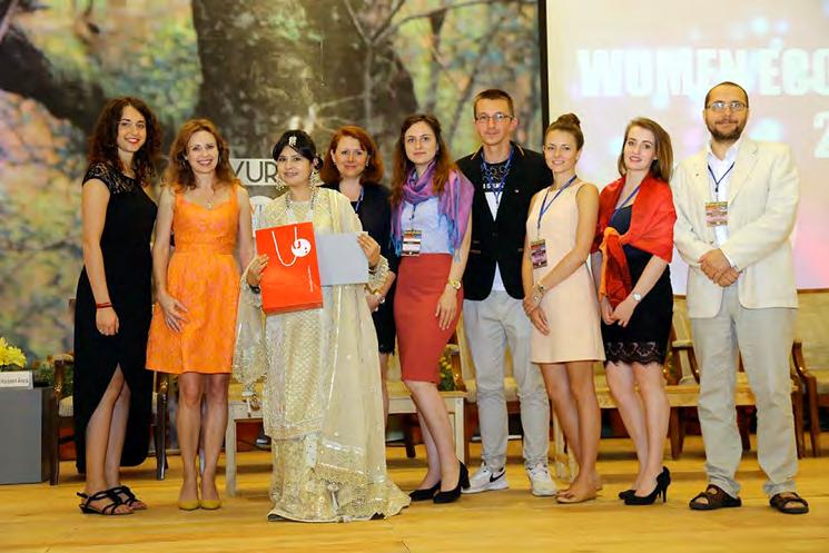 Univerzita Studenti a akademici objevovali Indii.