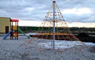 AKTUALITY Komplex ochranných opatření u Mariánských Radčic Cisterna Tatra z DB dar pro bílinské dobrovolné hasiče V ozový park HZS DB se průběžně modernizuje a obměňuje.