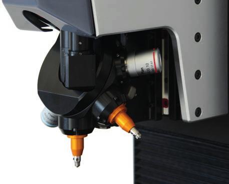 měření dráhy s vysoce přesným skleněným měřítkem Direct path measurement with high-precision glass scale Maximální viditelnost Maximal visibility